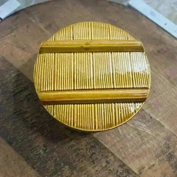 Vintage Ceramic Basket with Lid Sugar Bowl Trinket Box Brown Glossy Finish - Picture 6 of 6